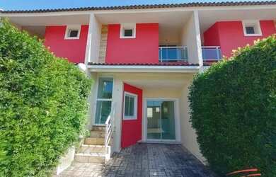 Imagem: A casa possui 2 Dormitórios, 2 Banheiros, 2 Vagas na garagem