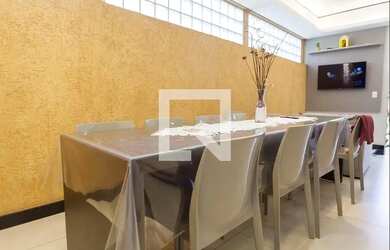 Imagem 6: Casa à Venda - Ouro Preto, 5 Quartos, 250 m2