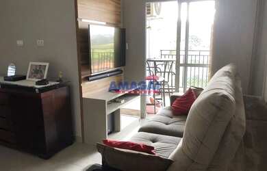 Imagem: O apartamento possui 2 Dormitórios, 2 Banheiros, 1 Vaga na