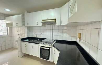 Imagem 3: Bacelar Imóveis vende apartamento térreo no Ilha Porchat, Augusto Montenegro,...