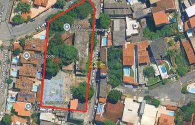 Imagem: O terreno possui 2.500m² de Área, Imóvel novo e está localizado