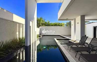 Imagem 3: Casa no condomínio BOSQUE KARAIBA disponível para venda em Uberlândia-MG