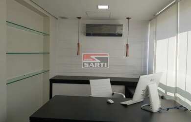 Imagem: O depósito possui 1 Vaga na garagem e 44m² de Área e está