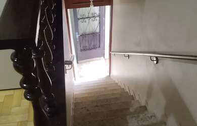 Imagem: O depósito possui 3 Vagas na garagem, 200m² de Área, Imóvel