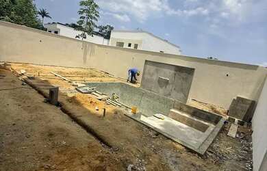 Imagem 4: Casa Triplex no Alphaville 4/ 03 Suítes com Closet/ Escritorio/ Piscina...