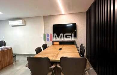 Imagem: O depósito possui 1 Vaga na garagem, 49m² de Área e está