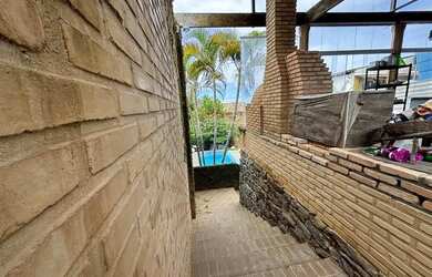 Imagem 3: Casa - Garça Torta. Piscina, Churrasqueira, Varandae190m² de Área