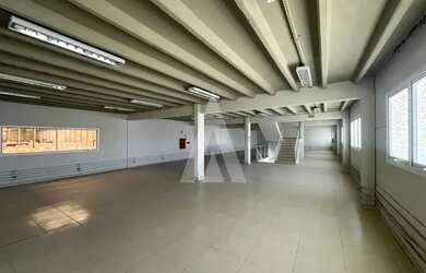 Imagem: O depósito possui 400m² de Área e está localizado em Araquari