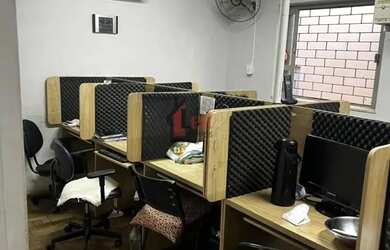 Imagem: A casa possui 3 Dormitórios, 3 Banheiros, 1 Vaga na garagem