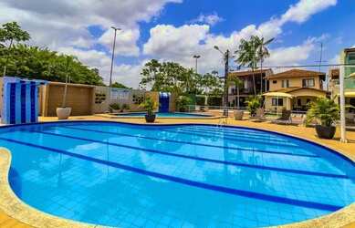 Imagem: A casa em condomínio possui 5 Dormitórios, 5 Banheiros, 2