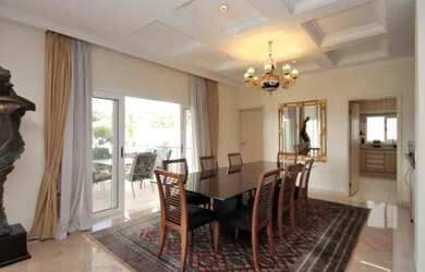 Imagem 6: Casa à venda e para alugar em Santana de Parnaíba, Alphaville, com 6...