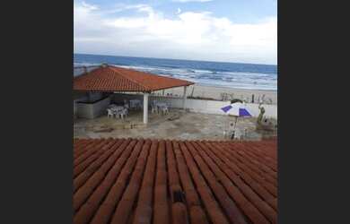 Imagem: A casa possui 5 Dormitórios e 5 Vagas na garagem e está localizado