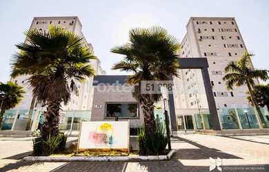 Imagem: O apartamento possui 2 Dormitórios, 1 Banheiro, 1 Vaga na garagem