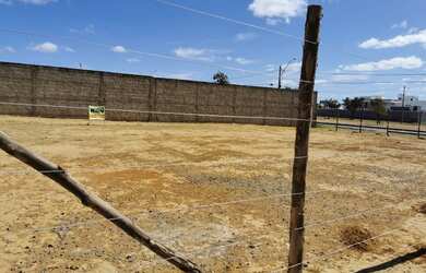 Imagem: O terreno possui 733m² de Área e está localizado em Setor