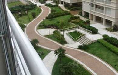 Imagem: O apartamento possui 3 Dormitórios, 5 Banheiros, 2 Vagas na