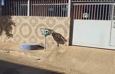 Imagem 15: Vendo no Arapoanga. 200m² de Área, 4 Vagas na garageme3 Dormitórios