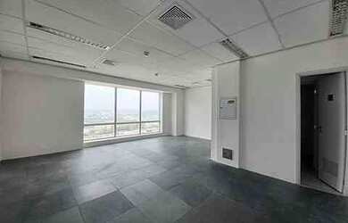 Imagem 5: SALA EM PRÉDIO MODERNO. Ar-condicionado, 48m² de Áreae2 Vagas na garagem