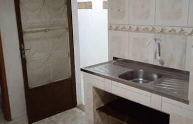 Imagem 9: Alugo linda Casa. Varanda, 60m² de Área, 1 Banheiroe2 Dormitórios