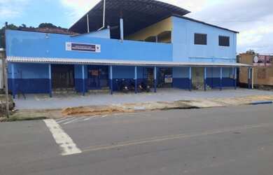 Imagem: O depósito possui 5 Vagas na garagem, 1200m² de Área e está