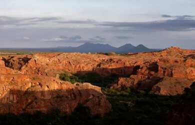 Imagem 2: Terreno por R$ 3.500 à vista, em Canudos - Bahia
