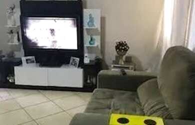 Imagem: A casa possui 2 Dormitórios, 1 Banheiro e 60m² de Área e