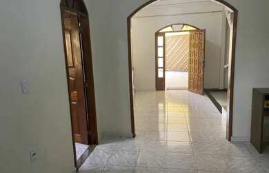 Imagem 2: Casa para venda tem 158 metros quadrados com 3 quartos em Embaré - Santos...