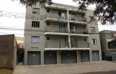 Imagem: O apartamento possui 3 Dormitórios, 1 Banheiro, 1 Vaga na garagem