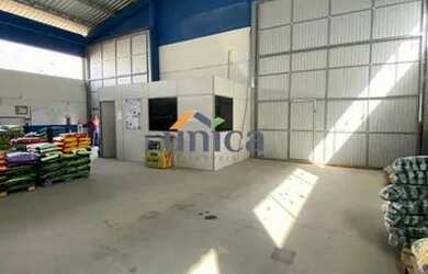 Imagem: O depósito possui 2.100m² de Área e está localizado em