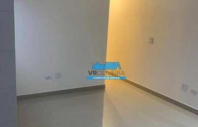 Imagem: O apartamento possui 3 Dormitórios, 1 Banheiro, 2 Vagas na