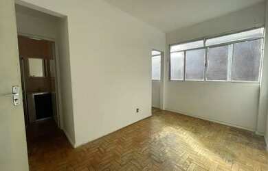 Imagem: O apartamento possui 1 Dormitório, 1 Banheiro, 40m² de Área