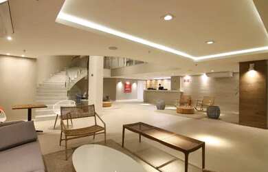 Imagem: O studio possui 1 Dormitório, 1 Banheiro, 1 Vaga na garagem