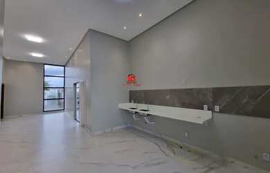 Imagem: A casa em condomínio possui 3 Dormitórios, 4 Banheiros, 4