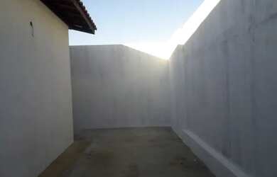 Imagem 4: Casa a venda em condomínio no SIM