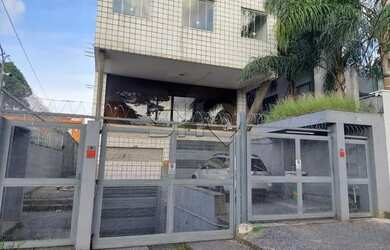 Imagem: O depósito possui 5 Vagas na garagem, 206m² de Área e está