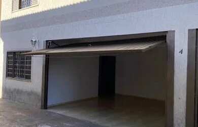 Imagem: A casa em condomínio possui 3 Dormitórios, 3 Banheiros, 2