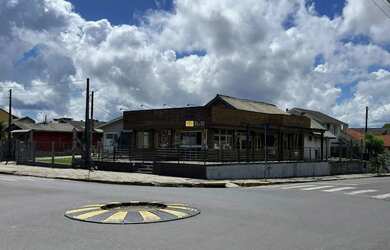 Imagem: O terreno possui 600m² de Área e está localizado em Centro