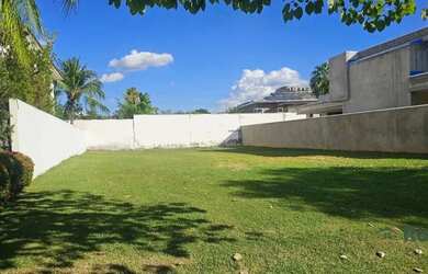 Imagem: O terreno possui 459m² de Área e está localizado em Jardim