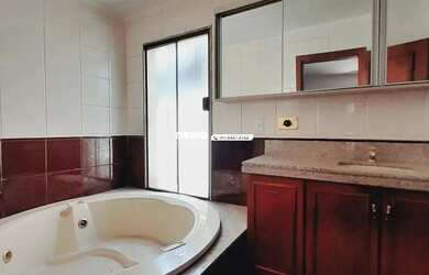 Imagem 6: Casa para alugar no Chácara das Pedras, 400 m², 4 suítes, pátio, churrasqueira e