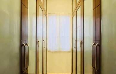 Imagem: A casa em condomínio à venda possui 5 Dormitórios, 5 Banheiros