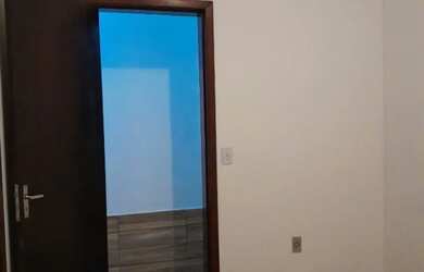 Imagem 10: Casa de 02 quartos, garagem e quintal independente Bairro Rio do Ouro...