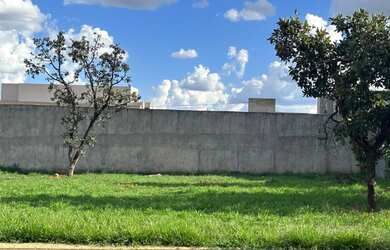 Imagem: O terreno possui 500m² de Área e está localizado em Setor