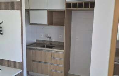 Imagem: O apartamento possui 1 Dormitório, 2 Banheiros, 1 Vaga na garagem