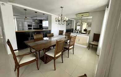 Imagem 2: Casa disponível com 4 quartos sendo 4 suítes para locação no bairro...