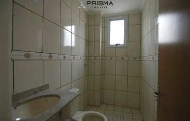 Imagem 10: 2 dormitórios no centro, sacada, cozinha separada