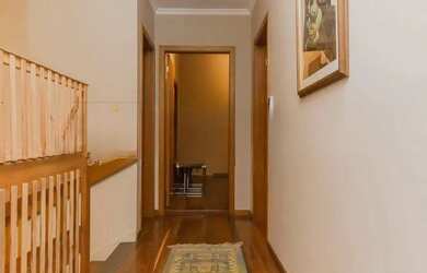 Imagem 14: Casa à venda em Menino Deus com 300 m², 8 quartos, 4 suítes, 9 vagas