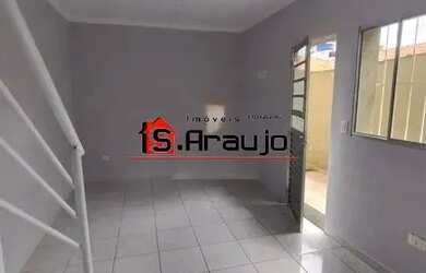 Imagem: A casa possui 2 Dormitórios, 1 Banheiro, 1 Vaga na garagem