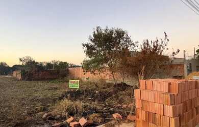 Imagem: Vendo Lote - Centro Taquaralto