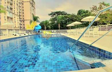 Imagem: O apartamento possui 2 Dormitórios, 1 Banheiro, 1 Vaga na garagem