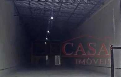 Imagem: O depósito possui 2 Vagas na garagem e 309m² de Área e está