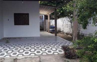 Imagem: A casa possui 3 Dormitórios, 2 Banheiros, 3 Vagas na garagem